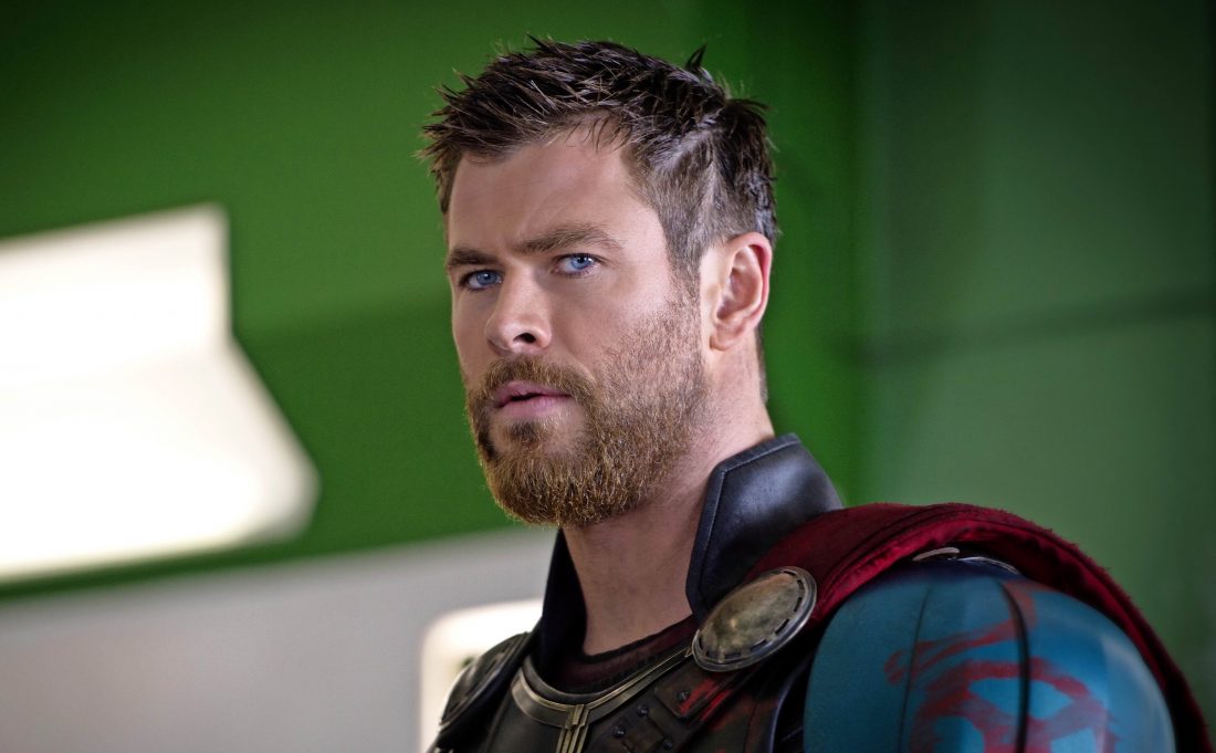 Guy Who Plays Thor Chris Hemsworth Shares A Wrap On 'thor: Love And ...