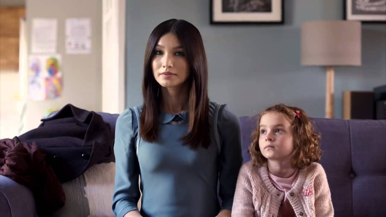 En 'Humans' se establece una relación muy especial entre humanos y synths