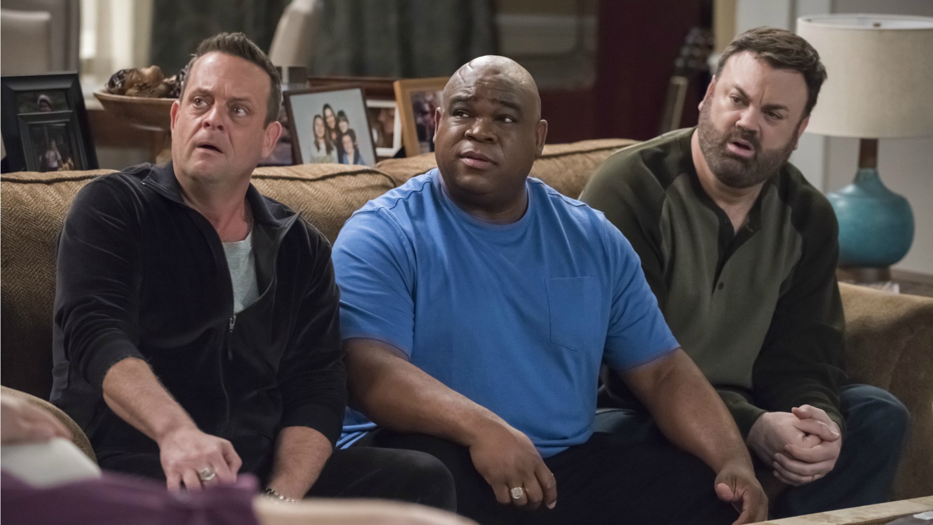 El grupo de amigos de 'Kevin Can Wait'